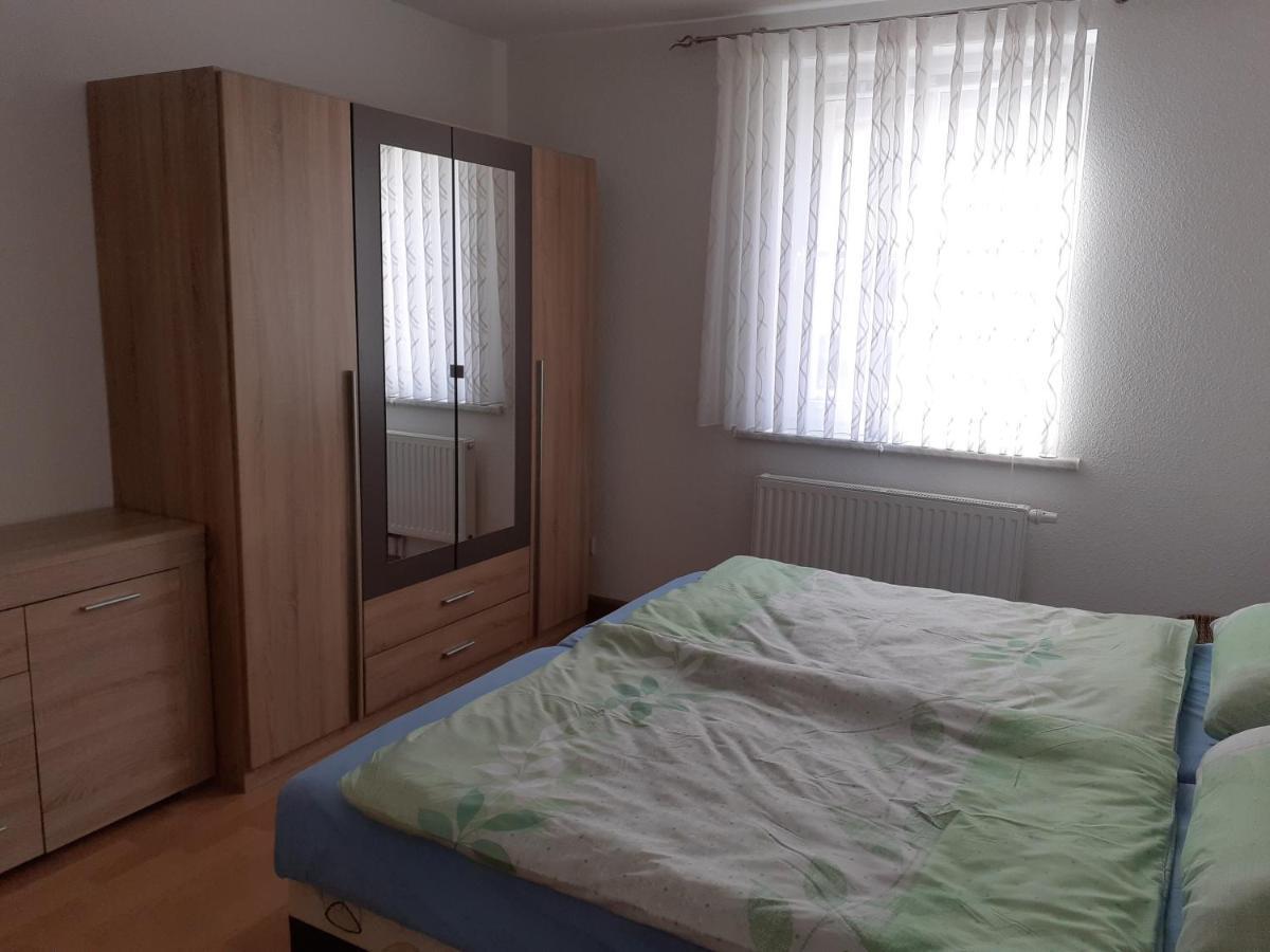 Ferienwohnung - August-Bebel-Str. 19 Oelsnitz (Erzgebirge) Exterior foto